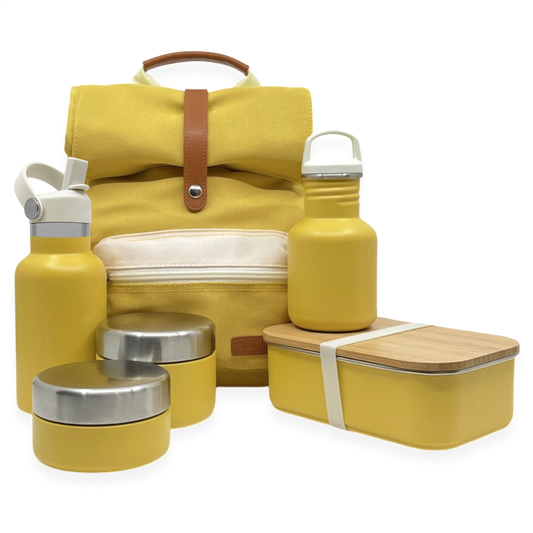 Set van rugzak, drinkfles, thermosdrinkfles, fruitbakjes en lunchbox van Smikkels in de kleur geel
