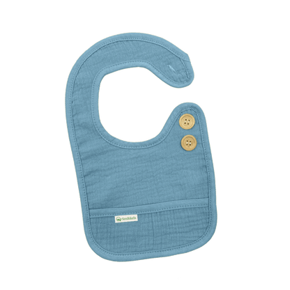 Blauw slabbetje S van Smikkels met houten knoopjes, hydrofiele voorzijde en badstof achterzijde